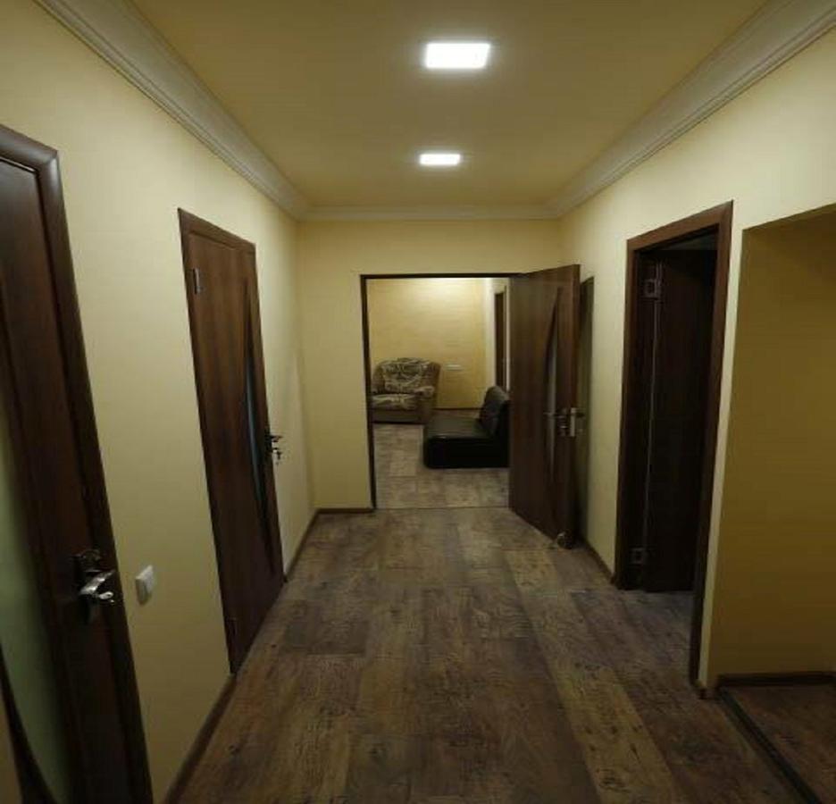 Your Hostel Erevan Exterior foto