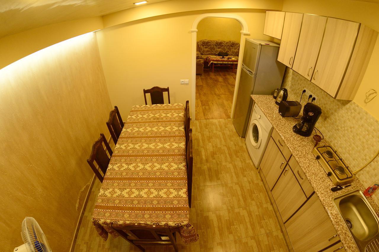 Your Hostel Erevan Exterior foto